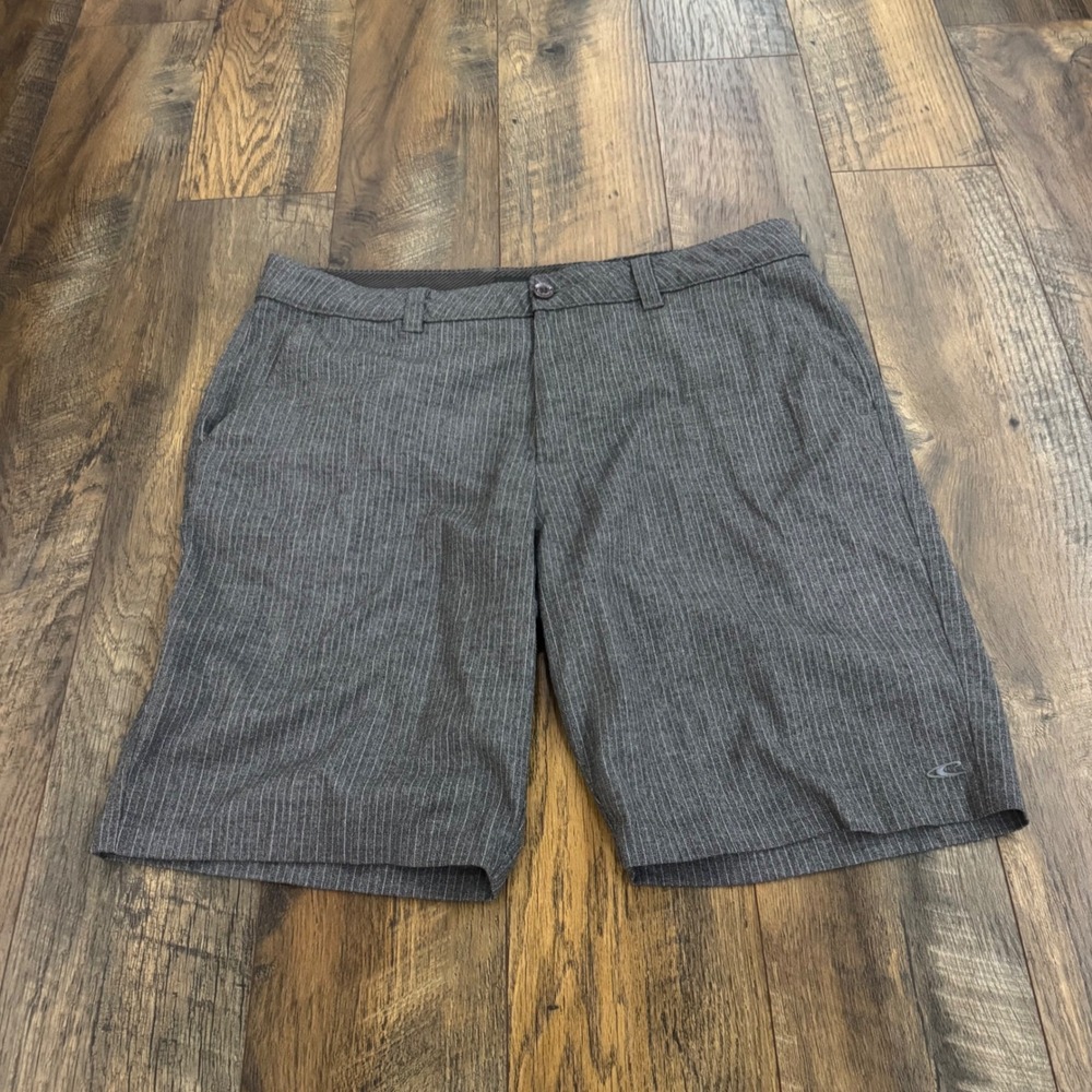 O'Neill Mens 36 Hybrid Shorts Grey Pinstripe Walk Shorts Surf Skater Streetwear